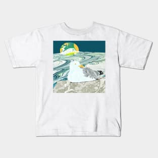 The seagull at the edge of the world Kids T-Shirt